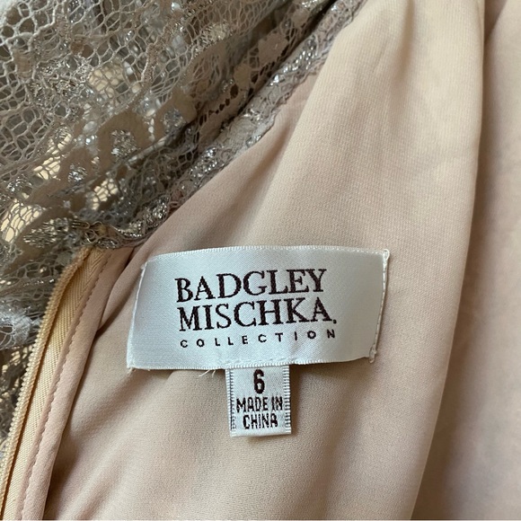 Badgley Mischka collection metallic lace gown maxi dress silver - Picture 9 of 9